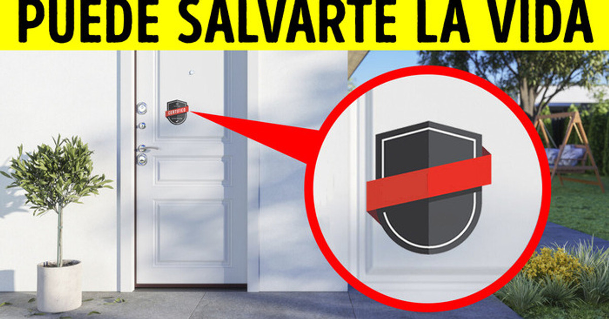 Pon esta calcomanía en tu puerta, te mantendrá a salvo