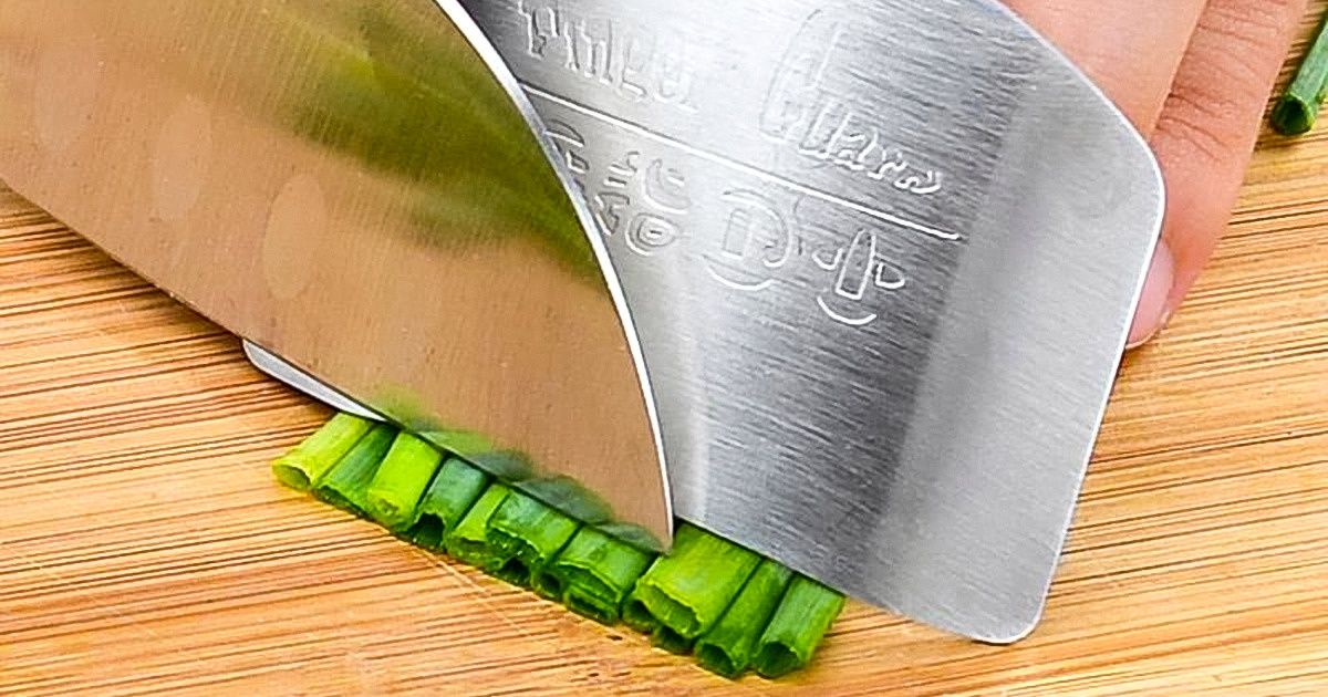 10 Inventos creados especialmente para aquellos que siempre pierden algo, derraman líquidos, o se queman con cosas