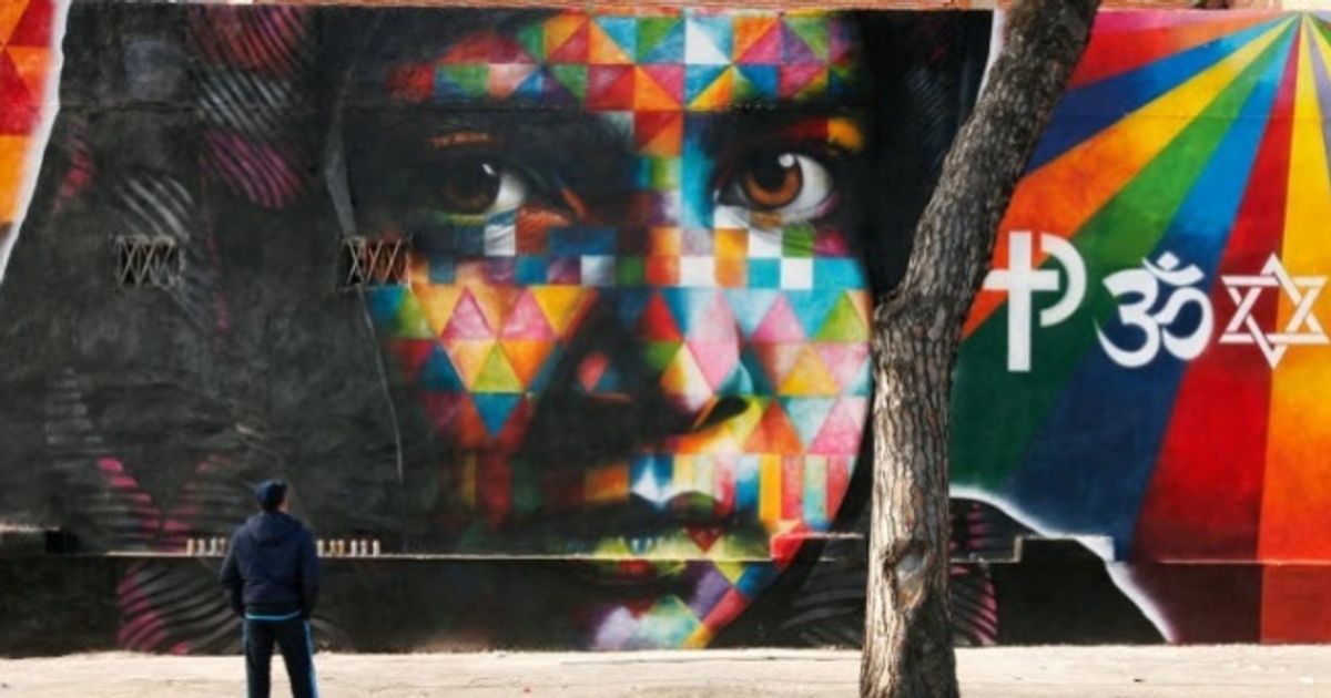 14 Dibujos callejeros que miran directamente el alma