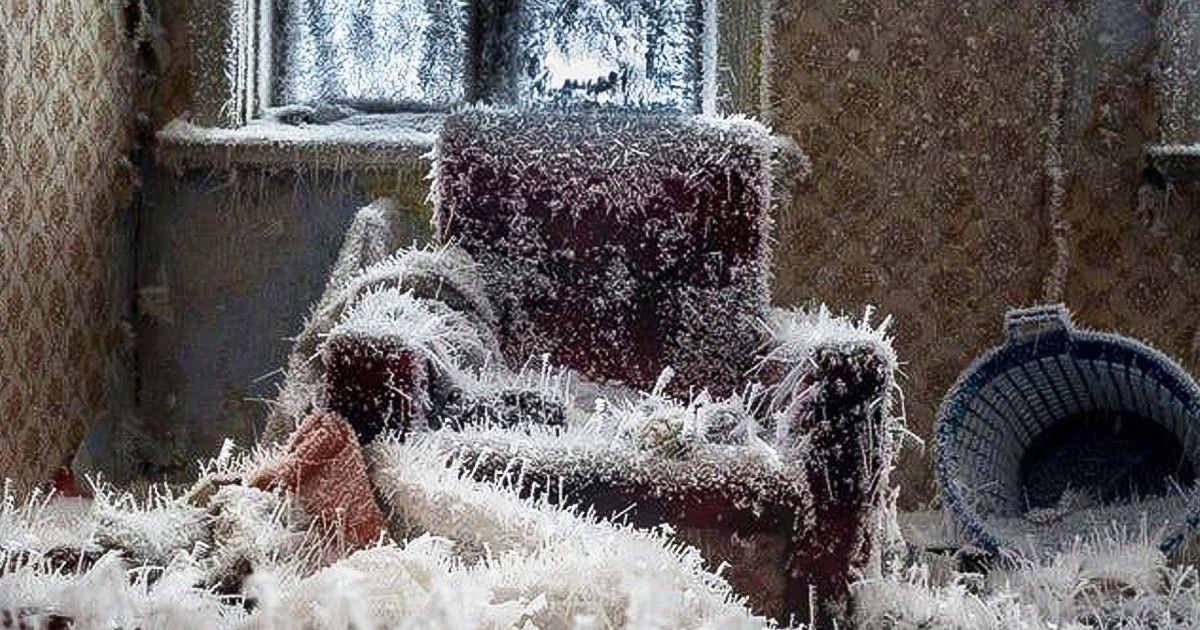 25 Lugares abandonados por donde se ha filtrado el paso del tiempo (y ha dejado huellas) 25 Lugares abandonados por donde se ha filtrado el paso del tiempo (y ha dejado huellas)