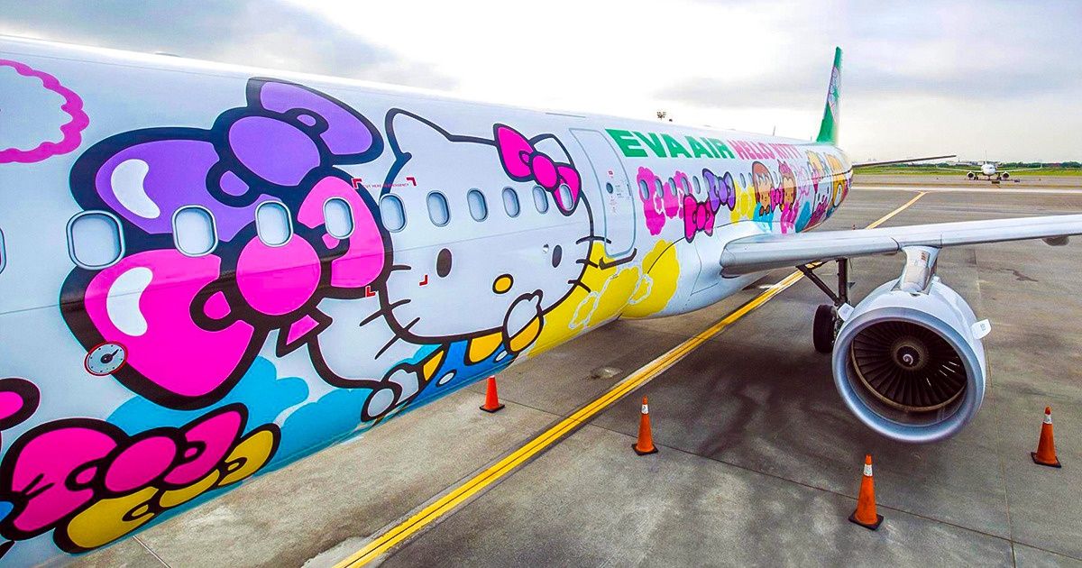 15+ Aviones que se animaron a romper con el color blanco y deslumbran con sus diseños 15+ Aviones que se animaron a romper con el color blanco y deslumbran con sus diseños