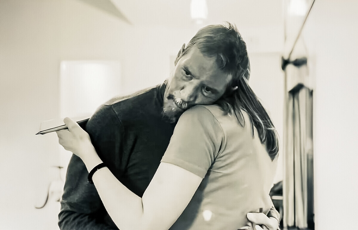 Actor comparte el precio real de su batalla contra la leucemia