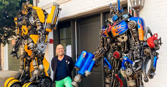 Un científico puso dos Transformers en la entrada de su casa y la razón dejó a todos sin palabras