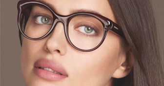 9 Trucos de maquillaje que te harán lucir radiante si usas lentes