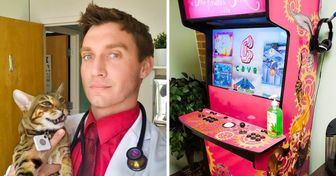 Un médico abrió una clínica familiar que cuenta con gatos y videojuegos como terapia