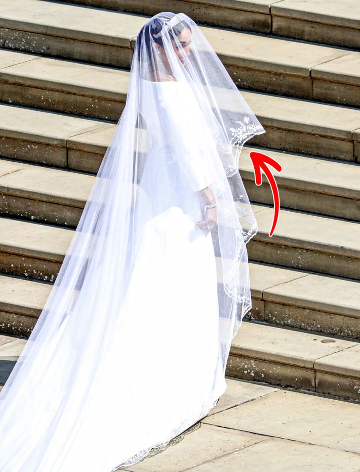 17 Detalles que muy pocos conocen sobre los vestidos de novia y los  accesorios de la