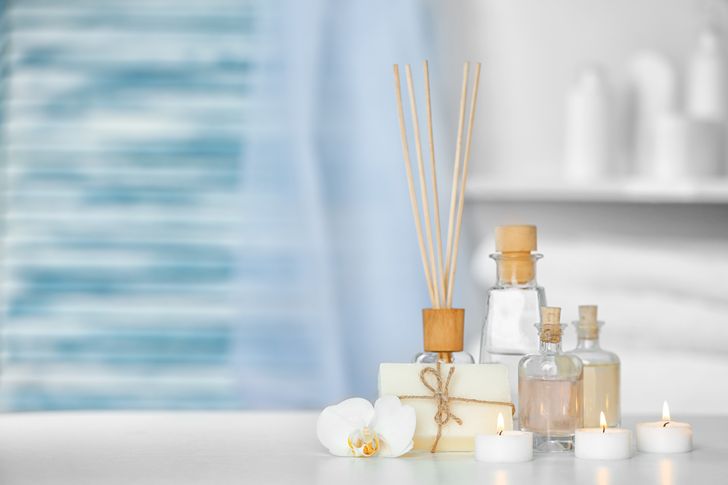 10 Ideas para lograr un aroma agradable en el baño sin tener que estar rociando ambientador