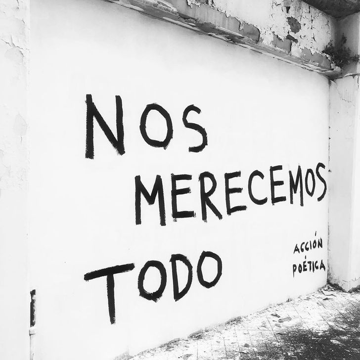 30 Frases escritas en muros de las calles que llenan la ciudad de poesía /  Genial