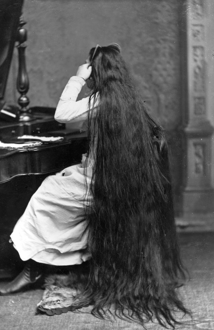 Por qué las mujeres de la época victoriana se dejaban el cabello tan largo  como Rapunzel?